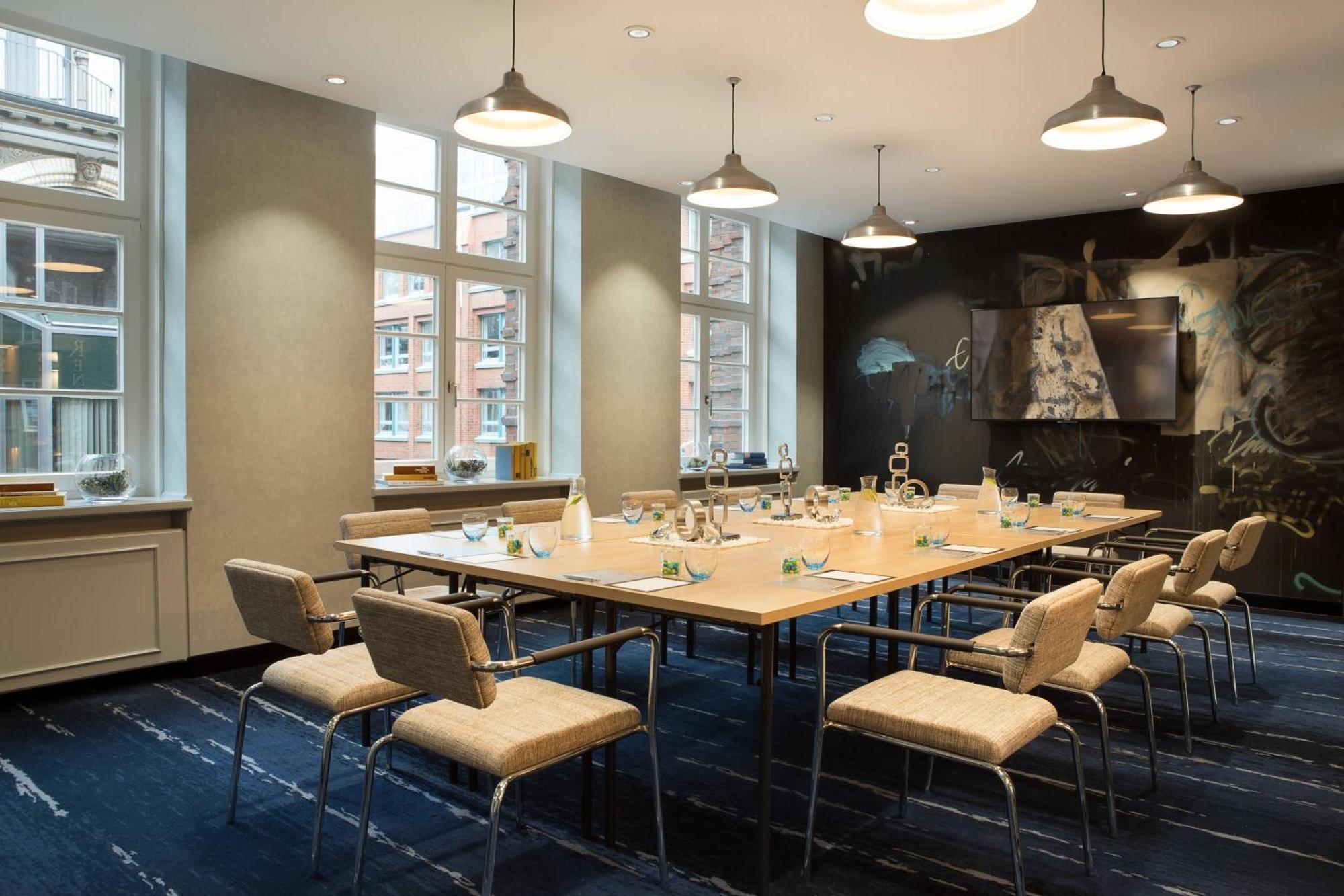 Renaissance Hamburg Hotel Kültér fotó Meeting room